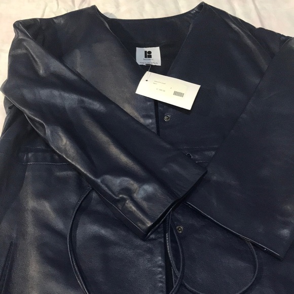 Lisa Perry - Picture 4 of 7